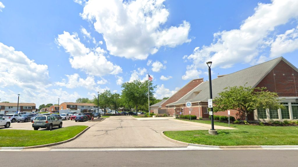 City Guide for Dayton Ohio, 2450 Needmore Road Dayton Ohio City Guide EB-3 Visa green card jobs