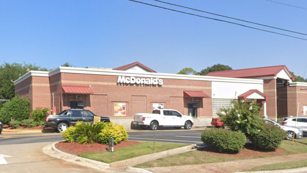 City Guide for Hinesville Georgia, 203 W Oglethorpe Hwy City Guide, EB-3 Visa green card jobs