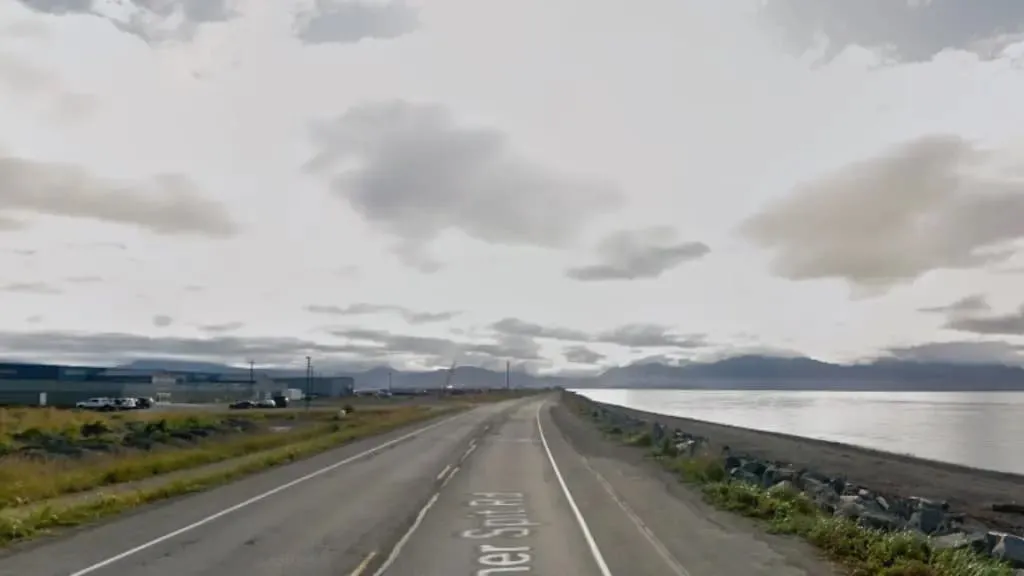 City Guide for Homer Alaska, 3656 Ben Walters Lane Homer Alaska City Guide EB-3 Visa green card jobs