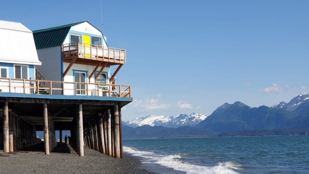 City Guide for Homer Alaska, 3656 Ben Walters Lane Homer Alaska City Guide EB-3 Visa green card jobs