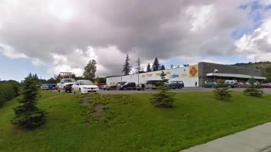City Guide for Homer Alaska, 3656 Ben Walters Lane Homer Alaska City Guide EB-3 Visa green card jobs