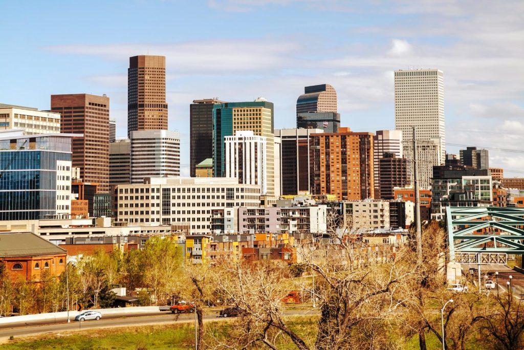 City Guide for Commerce City Colorado, Commerce City Colorado City Guide, EB-3 Visa green card jobs 