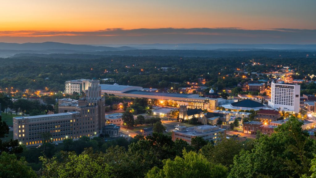 City Guide for Hot Springs Arkansas, Hot Springs Arkansas City Guide, EB-3 Visa green card jobs