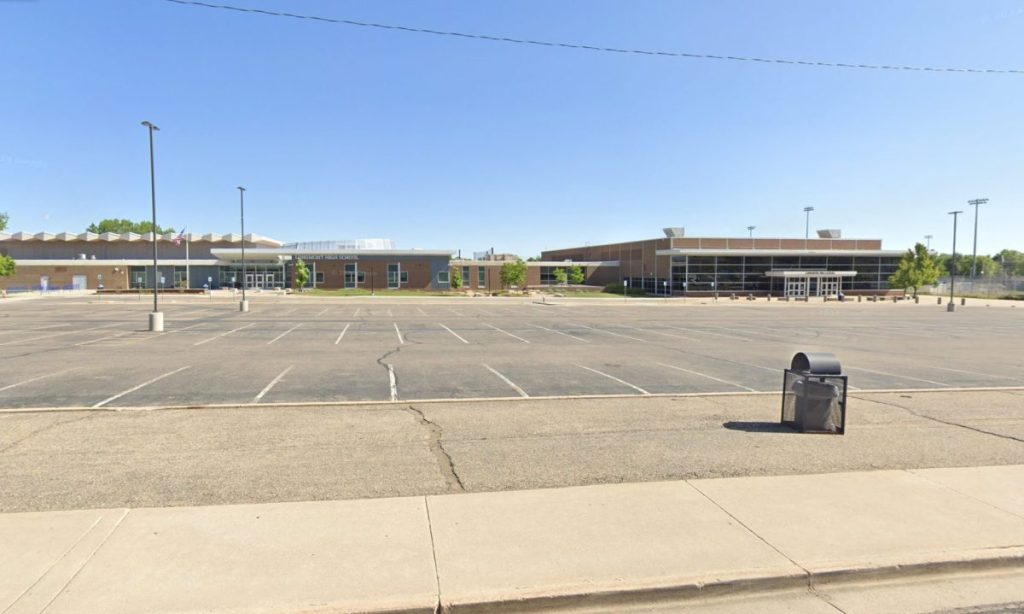 City Guide for Longmont Colorado, Longmont Colorado City Guide, EB-3 Visa green card jobs