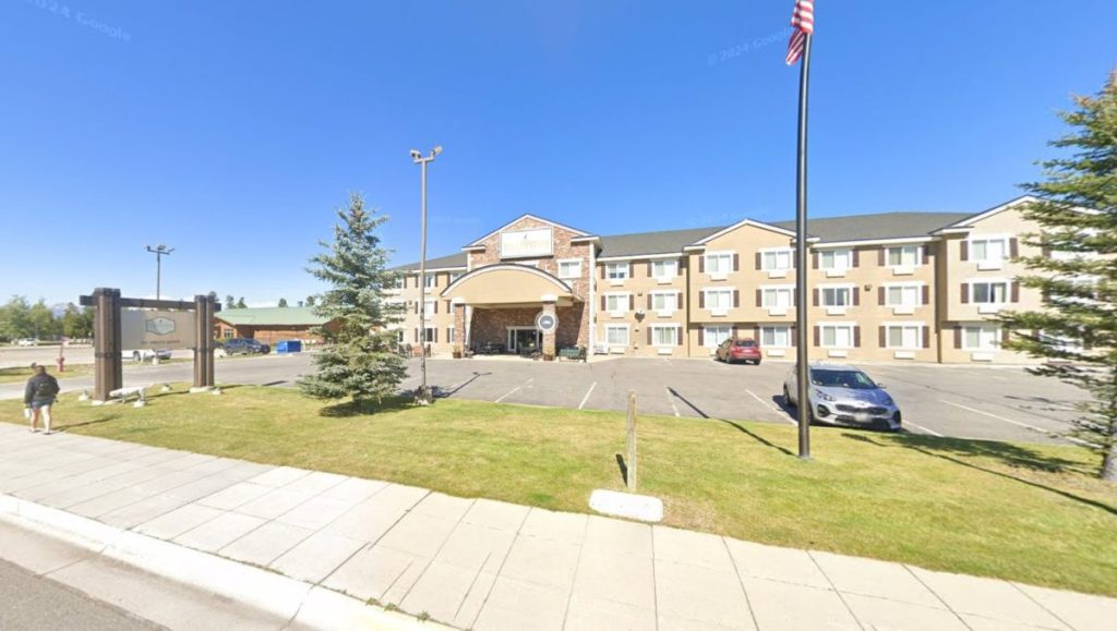 City Guide for West Yellowstone Montana, West Yellowstone Montana City Guide, EB-3 Visa green card jobs 