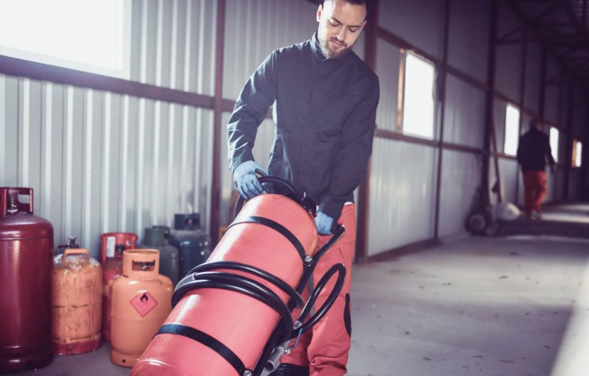 Cylinder Handler Technician