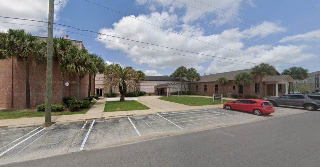 City Guide for Pensacola Florida Pensacola Florida City Guide EB-3 Visa green card jobs