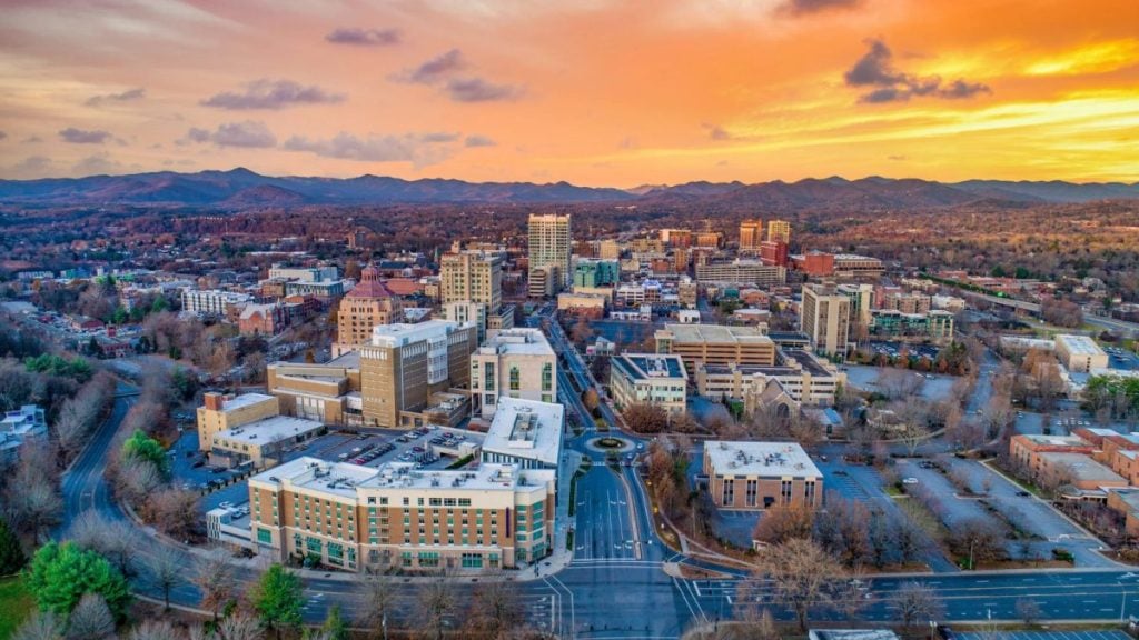 City Guide for Asheville North Carolina, Asheville North Carolina City Guide, EB-3 Visa green card jobs