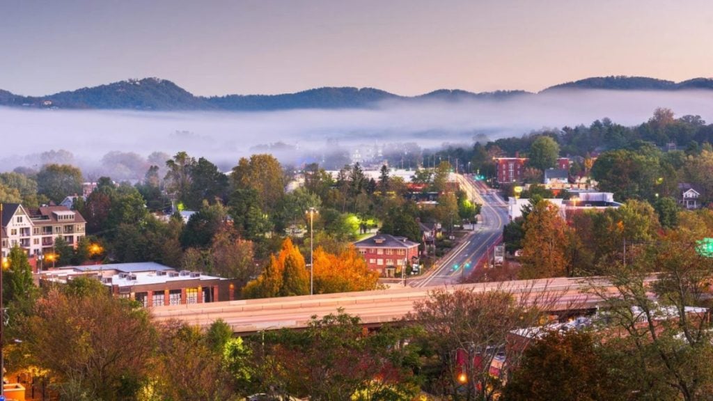 City Guide for Asheville North Carolina, Asheville North Carolina City Guide, EB-3 Visa green card jobs