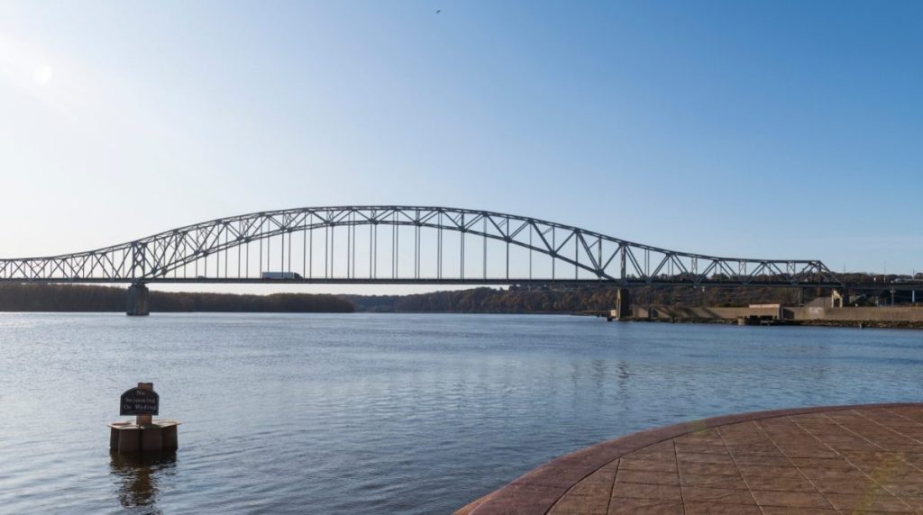 City Guide for Dubuque Iowa, Dubuque Iowa City Guide, EB-3 Visa green card jobs