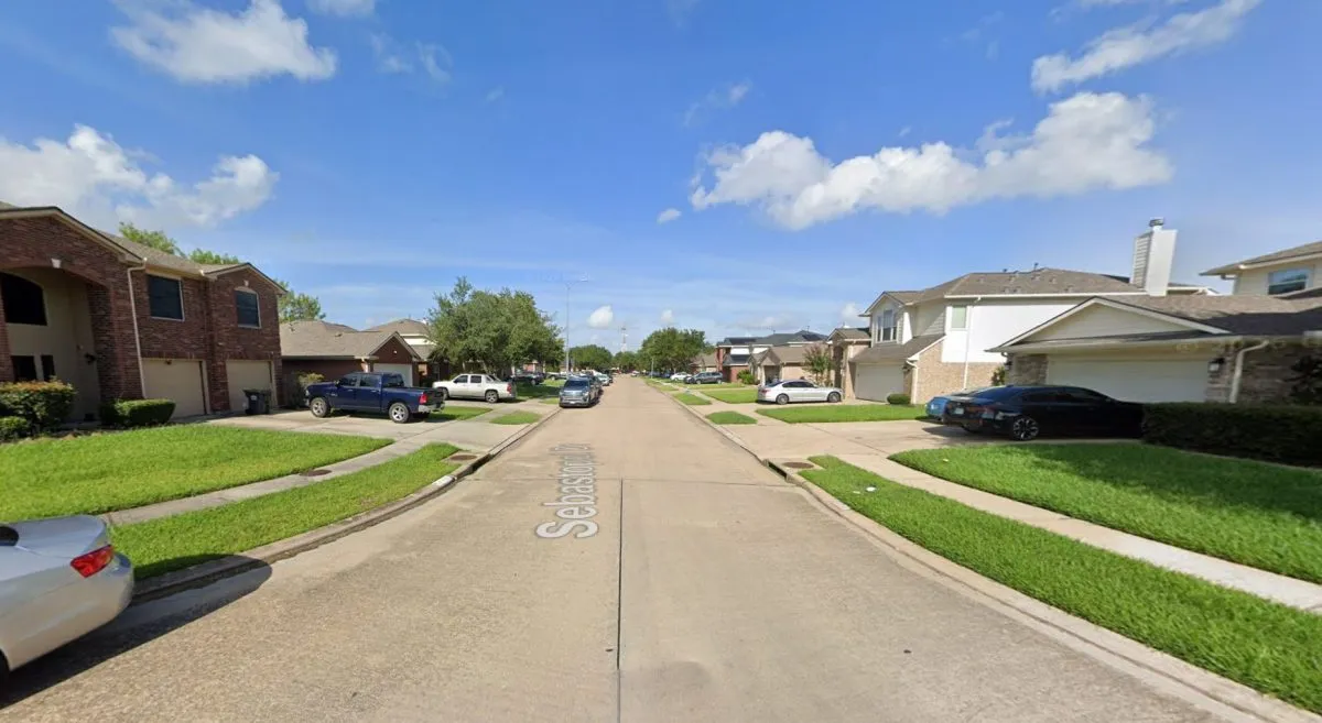 City Guide for Baytown Texas Baytown Texas City Guide EB-3 Visa green card jobs City Guide for Pearland Texas, Pearland Texas City Guide, EB-3 Visa green card jobs