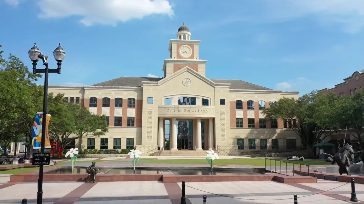 City Guide for Sugar Land Texas Sugar Land Texas City Guide EB-3 Visa green card jobs City Guide for Sugar Land Texas, Sugar Land Texas City Guide, EB-3 Visa green card jobs